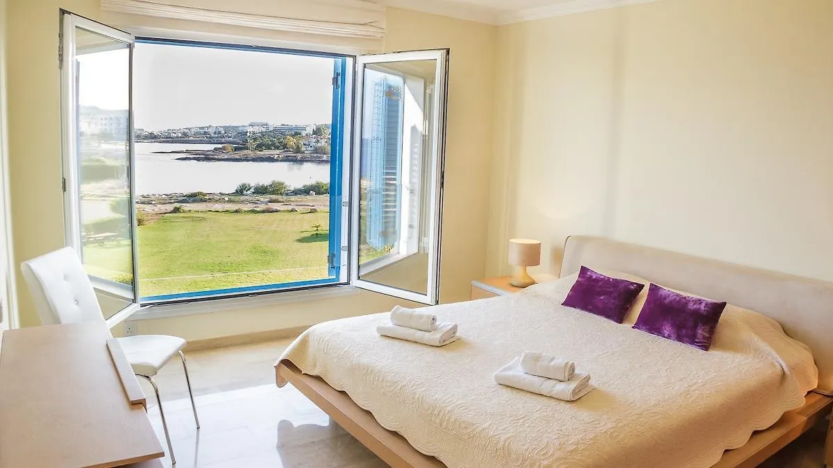 Luxury Bay View Villa 20 Right On Τhe Beach Protaras Chypre